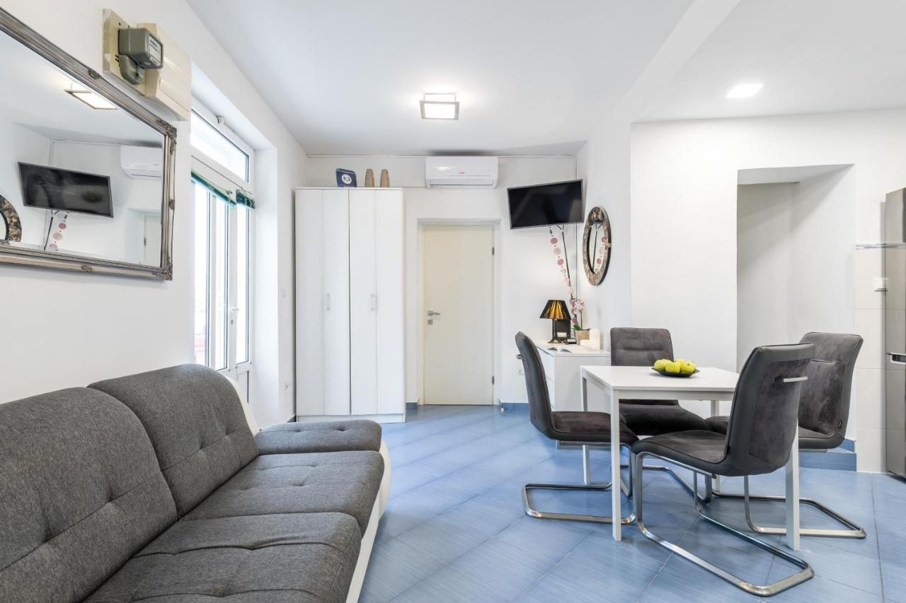 Charming Apartment Spalato Esterno foto