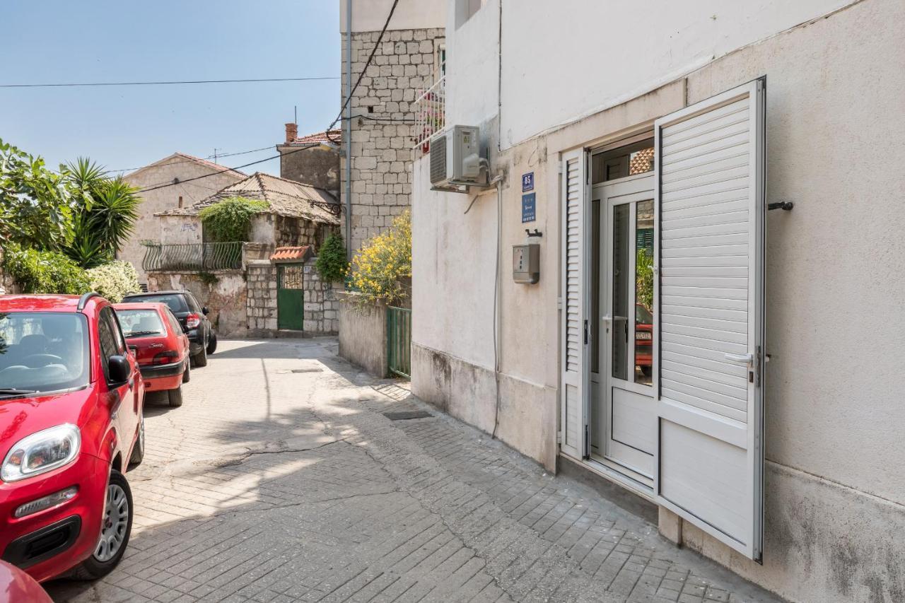 Charming Apartment Spalato Esterno foto